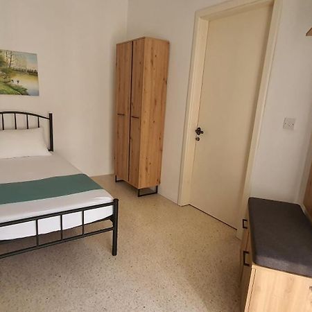 Central Studio Apartment Santa Vennera Екстер'єр фото
